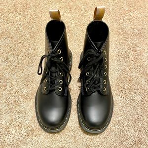 Dr Marten’s black vegan fashion boots